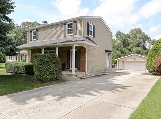 214 E Le Moyne Ave, Lombard, IL