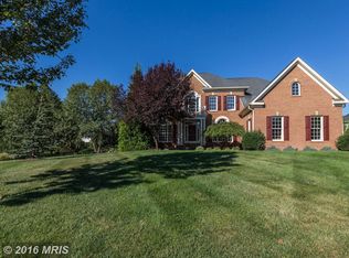 43275 Parkers Ridge Dr, Leesburg, VA 20176