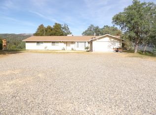 42366 Old Yosemite Rd, Oakhurst, CA 93644