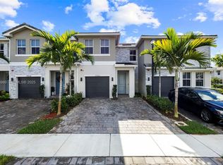 Merrick Square, Pembroke Pines, FL 33027