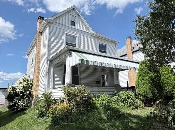 118 W Adams Ave, Vandergrift, PA 15690