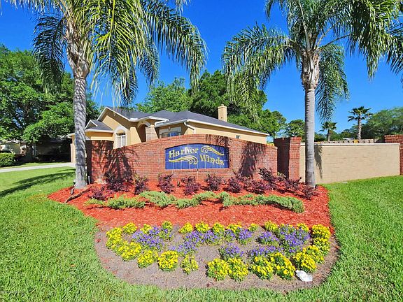 723 Harbor Winds Dr-1