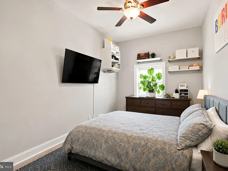 738 S 11th St #2F — Photo 9