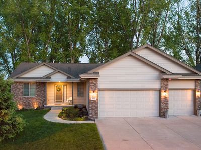 20111 Blake Dr, Gretna, NE, 68028