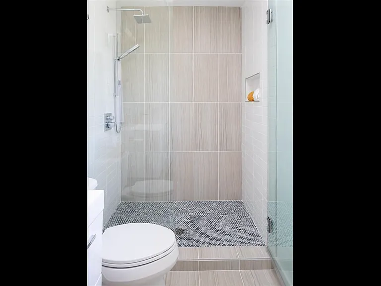 414 Shorecrest Dr — Photo 17