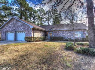 206 Shore Acres Dr, Hot Springs, AR 71913