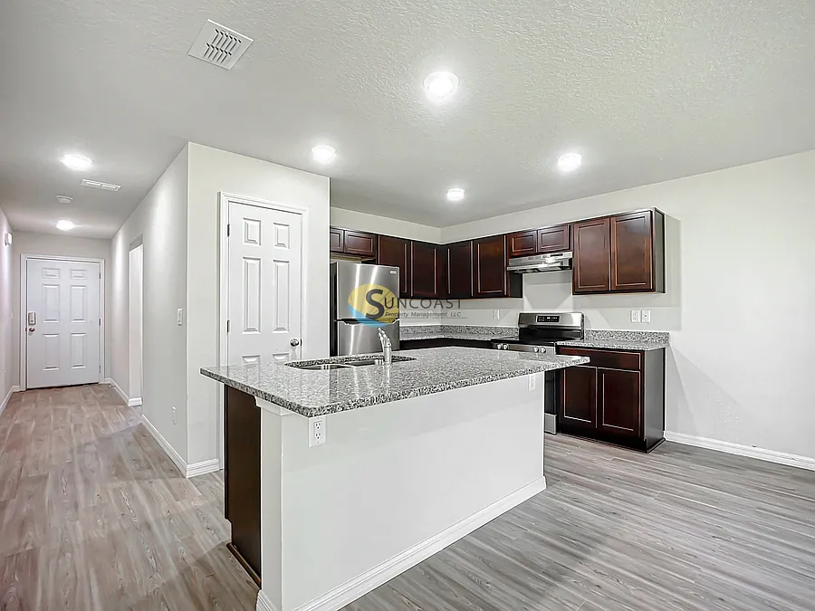 Modern 2-Bedroom Duplex in Palm Coast! — Photo 2