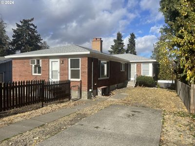 605 E 14th St, The Dalles, OR, 97058