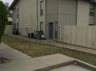 904 NE Tortoise Dr, Lawton, OK 73507