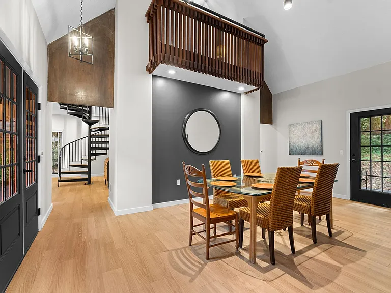 211 Wendwood Dr — Photo 28
