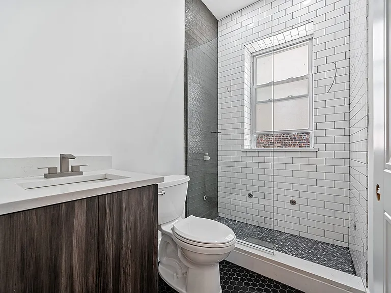 1412 N Washtenaw Ave #3 — Photo 12