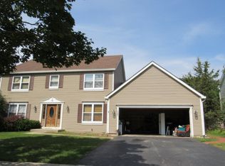 2480 Barn Owl Ln, Elgin, IL 60124