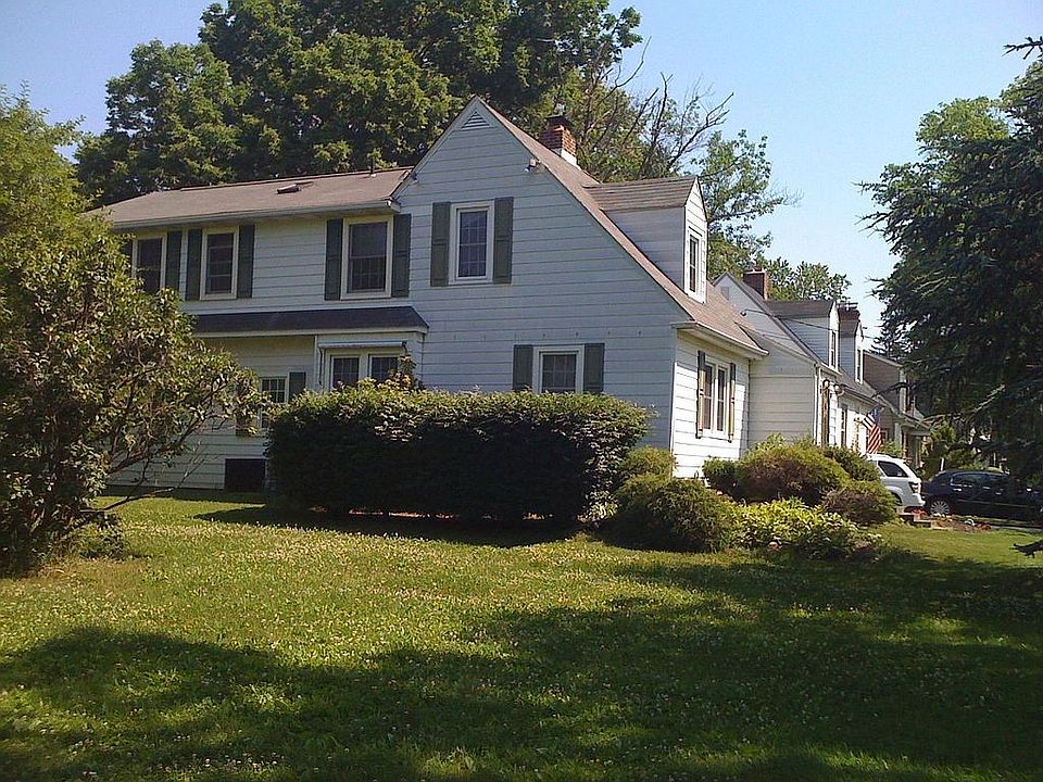 1st image of 9 Haines Dr