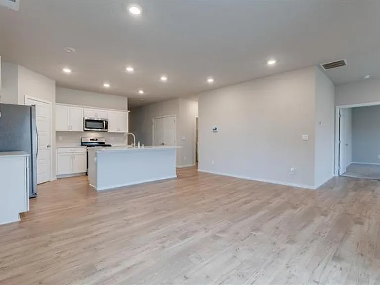 8207 S Avery Rd — Photo 8