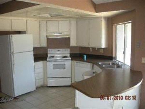 2nd image of 8219 Moorhaven Way