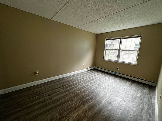 5th image of 1308 De Kalb Ave #1