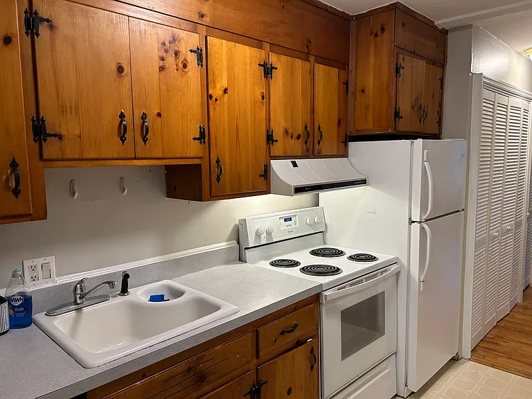 1405 Mimosa Dr #B — Photo 10
