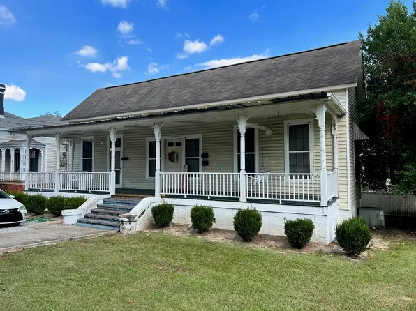 227 Sanford Ave, Eufaula, AL 36027