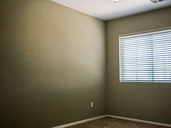 3rd image of 23225 W Yavapai St