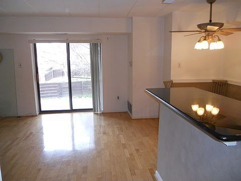 2nd image of 407 Shawmont Ave APT B