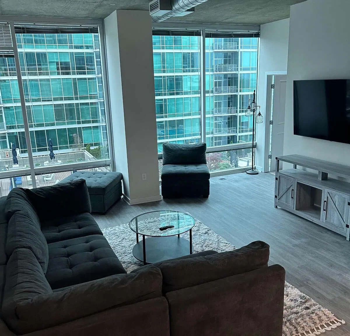 2 bed, 2.0 bath, $3,200 — Photo 3
