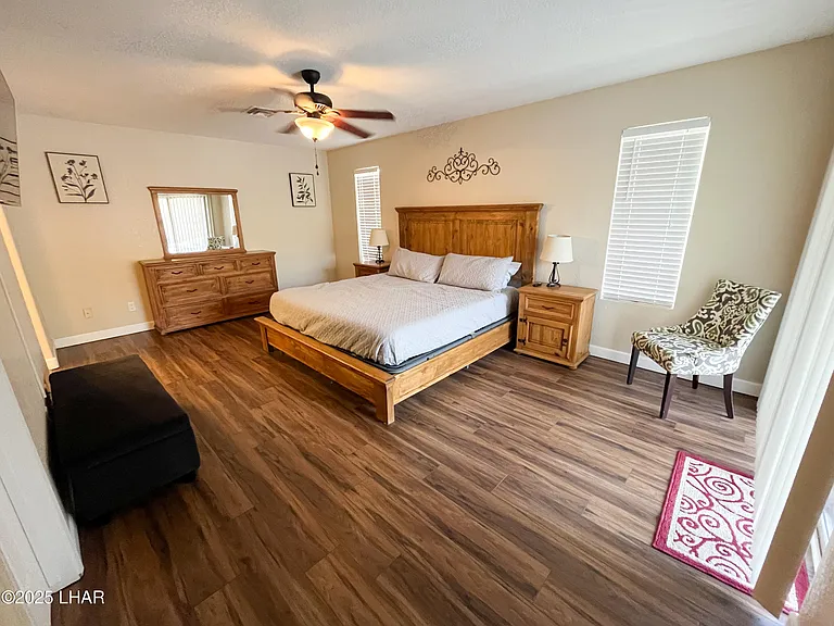 3185 Newport Dr — Photo 10