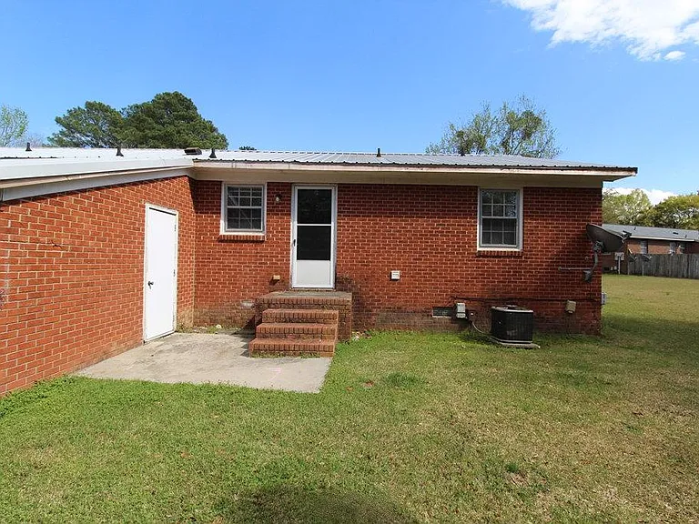 106 Foxberry Cir #B — Photo 12