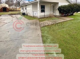 3725 Erskine St, Omaha, NE 68111