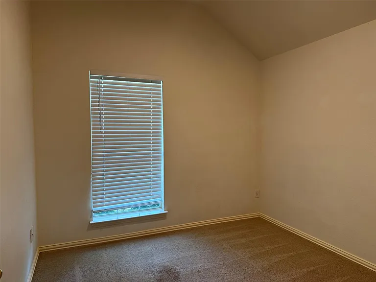 13401 Roadster Dr — Photo 16