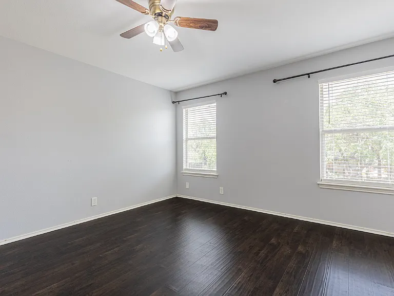 10703 Tiger Chase — Photo 30
