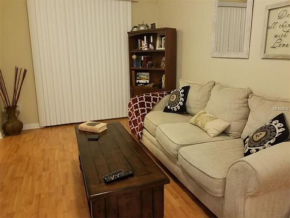 5th image of 107 Coleman Beach Ct