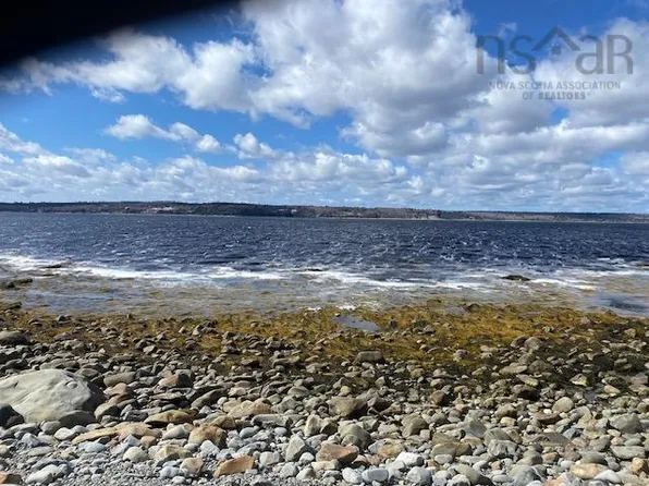 Fredericks Rd #Pid-80118946, Shelburne, NS B0T 1J0