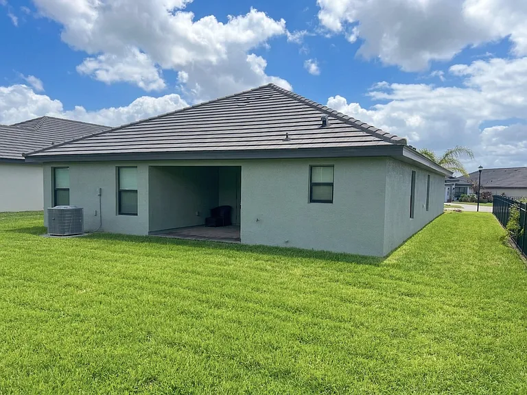 4829 Summit View Way — Photo 34