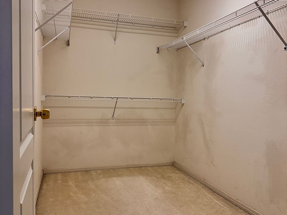 1st image of 7541 N Trellis Cir
