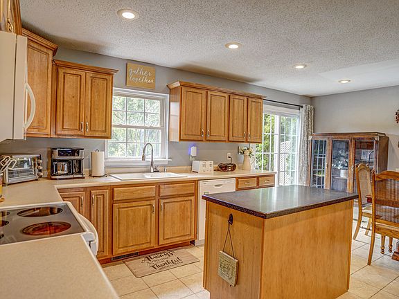 5th image of 4132 Old Jonesboro Rd
