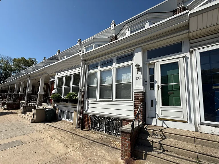 3368 Vaux St — Photo 1