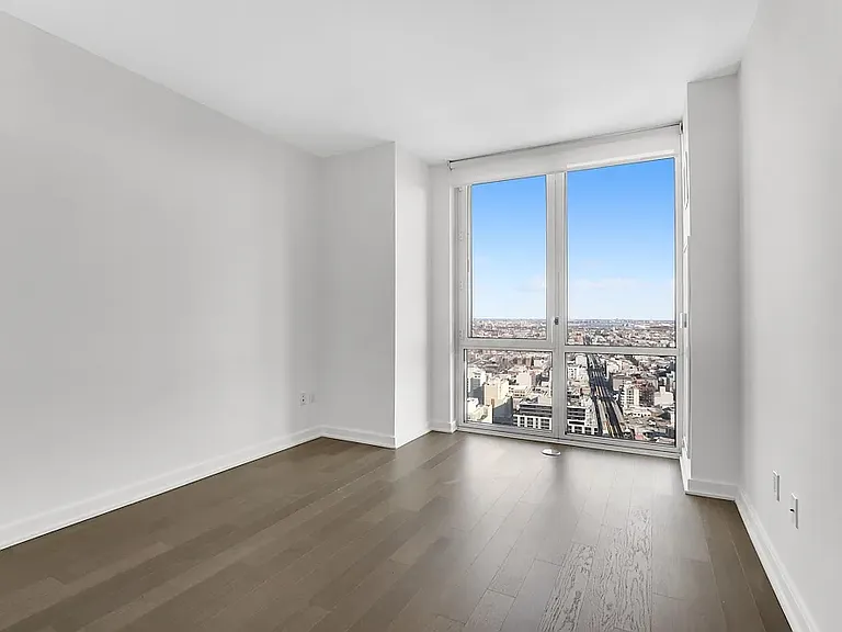 2922 Northern Blvd #3704 — Photo 4