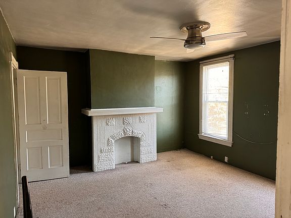 Front second floor bedroom