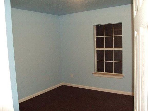 5th image of 2418 Neches Ave