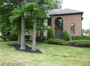 3244 Northwood Ln, Westlake, OH