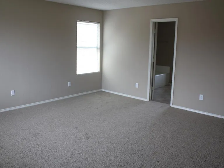 309 Dakota Ridge Dr — Photo 8
