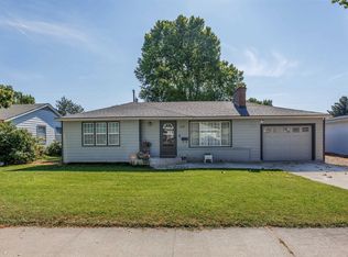 110 N Palouse St, Kennewick, WA 99336