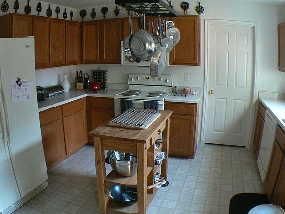 Kitchen with matching appliances