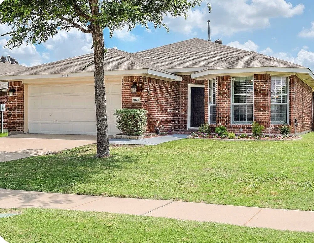 3 bed, 1786 sqft, $2,850 — Photo 1