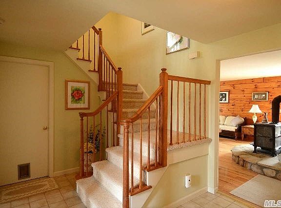4th image of 500 Crown Land Ln