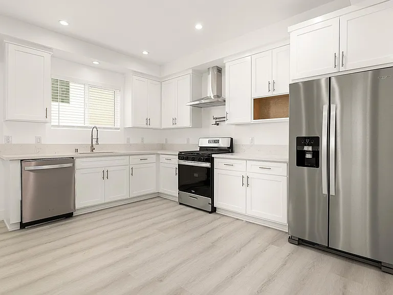 919 N Beaudry Ave #1/2 — Photo 5