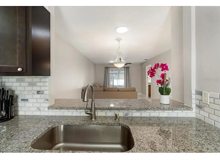 2921 Wainwright Ct — Photo 1