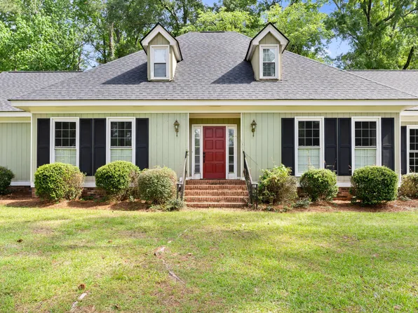 43 Academy Rd, St Matthews, SC 29135