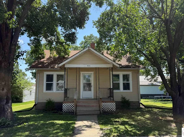 411 S Bismark St, Concordia, MO 64020