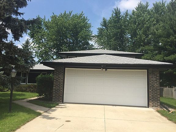 2nd image of 611 Concord Pl